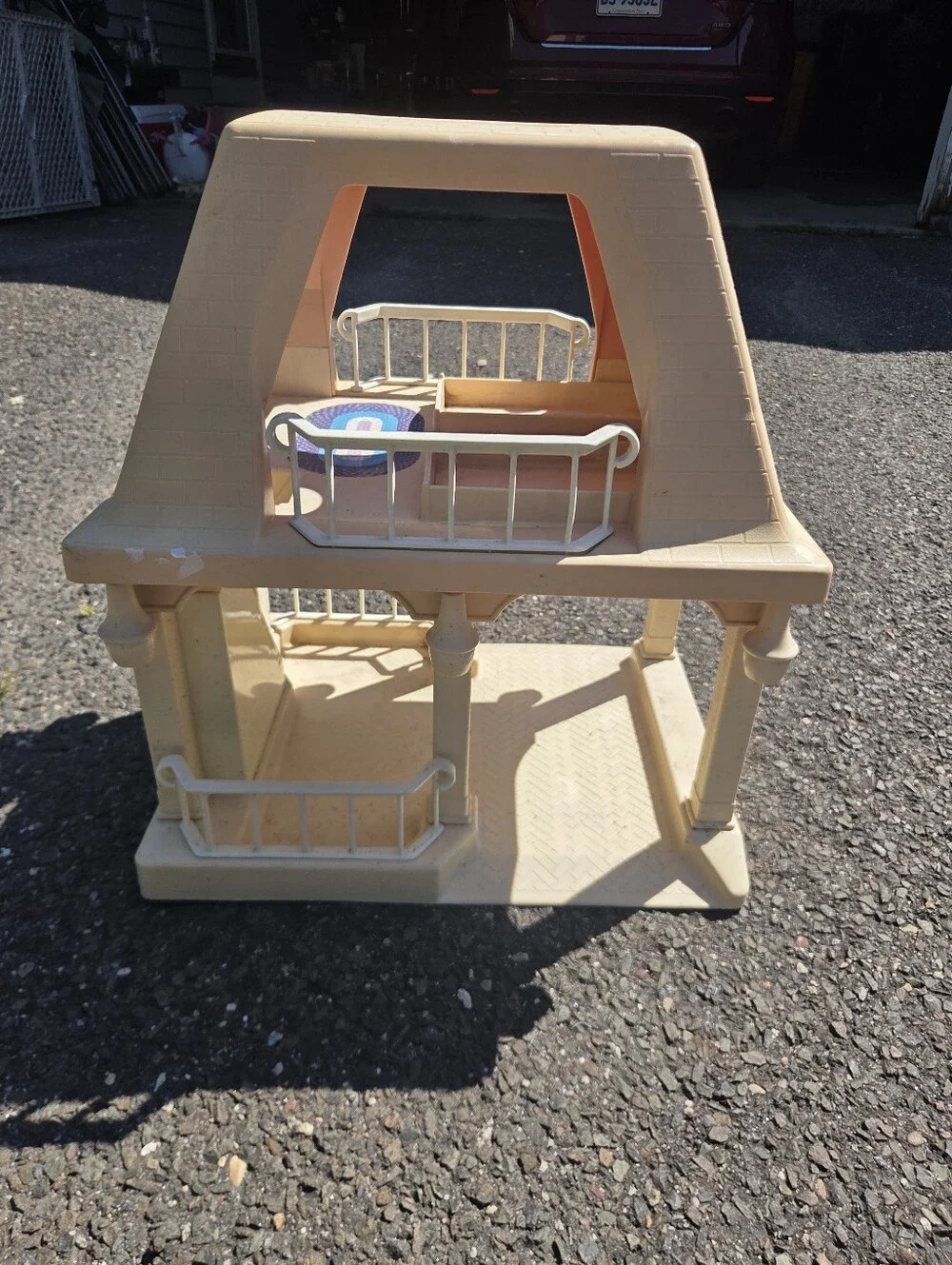 Little People Vintage Playhouse by Little Tikes - Beige/Tan